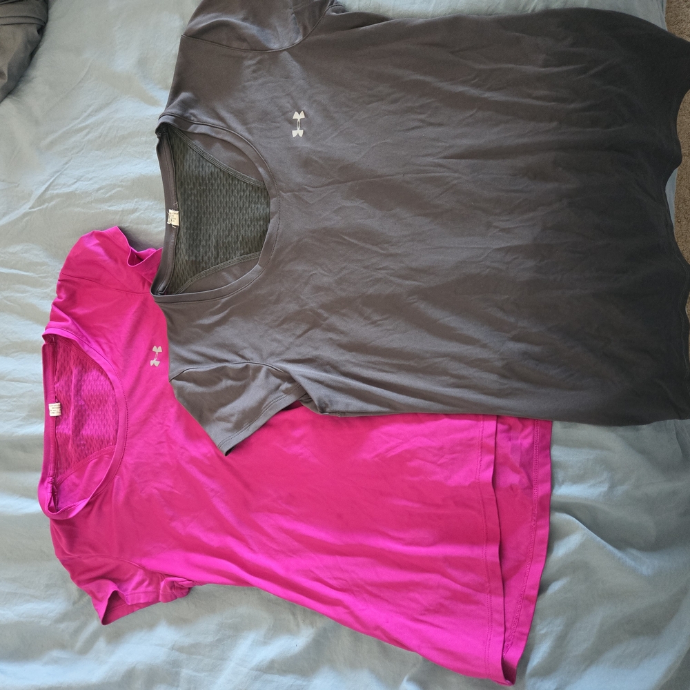 Under Armour Women's T-Shirts - Gray and Pink